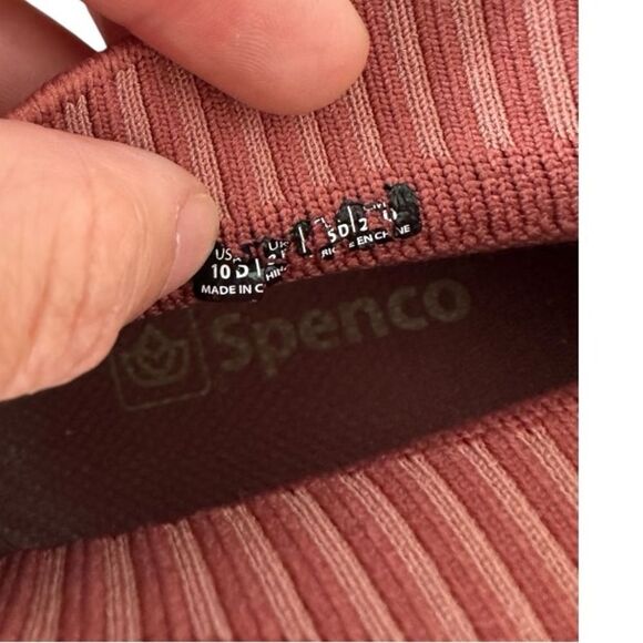 Spenco Yoga Stretch Orthotic Sneakers Size 10D wide Brick Red Slip On - Picture 5 of 5